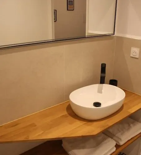 T2 A 2 Pas Du Centre-ville Et Du Marche De Talensac *